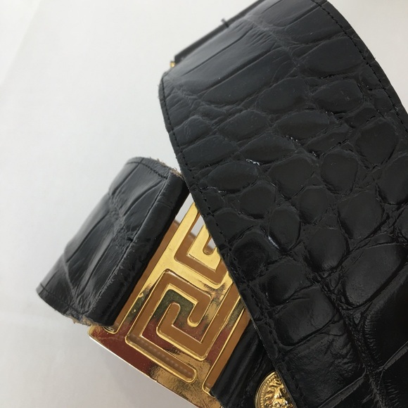 Vintage Lion Head Gold Tone Wide Statement Belt Black Croc Embossed - Picture 5 of 12